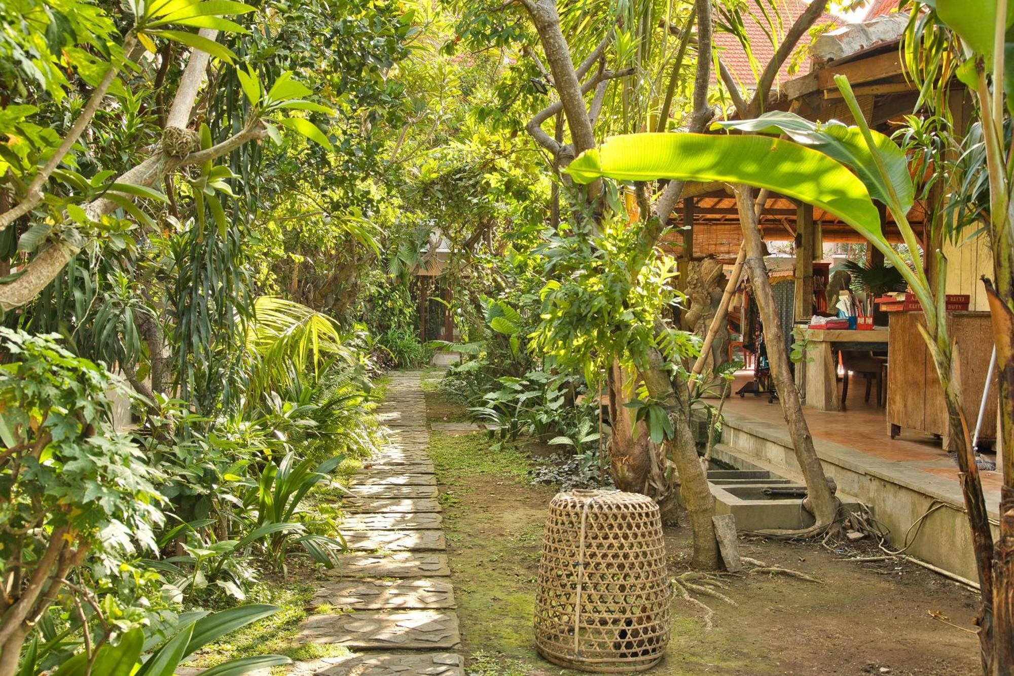 Bali Telaga Hati Yoga Healing And Retreat Center Hostel Sanur Eksteriør bilde
