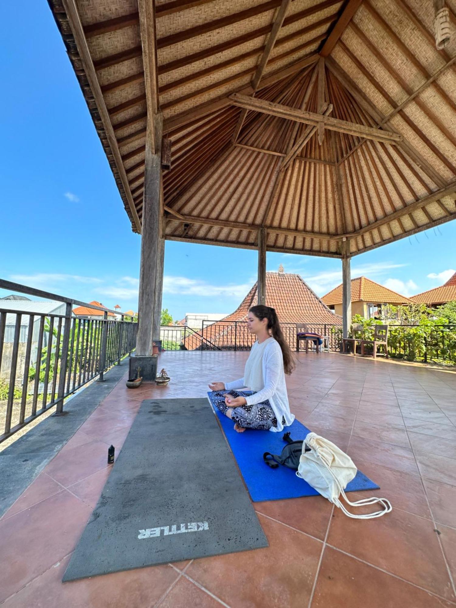 Bali Telaga Hati Yoga Healing And Retreat Center Hostel Sanur Eksteriør bilde